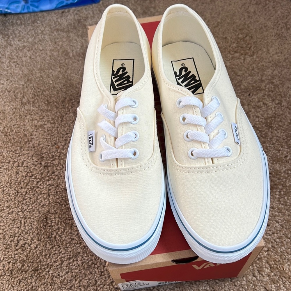 Vans authentic